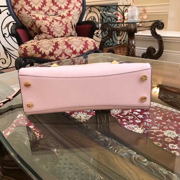 Authentic Michael Kors Karla MD EW handbag&wallet - Picture 3 of 8